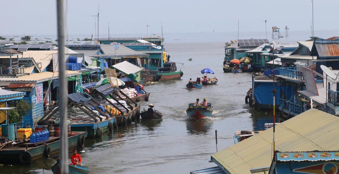 Kampong Luong Floating Village