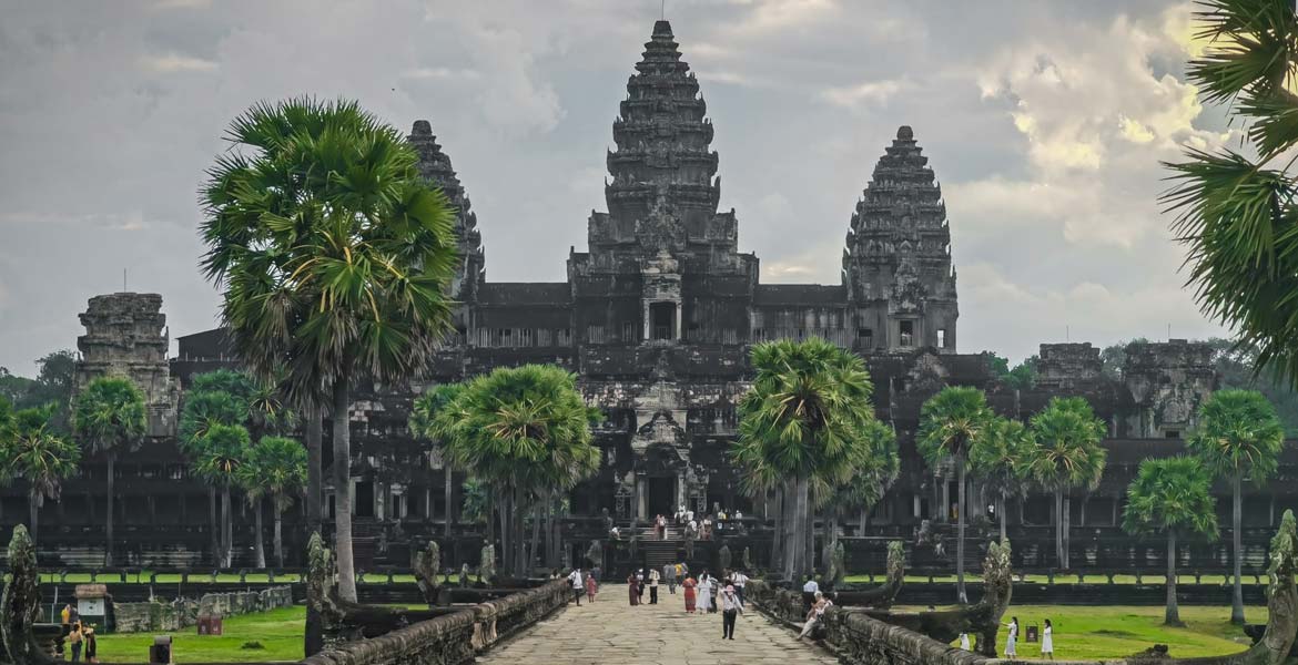 Angkor Wat Cycling